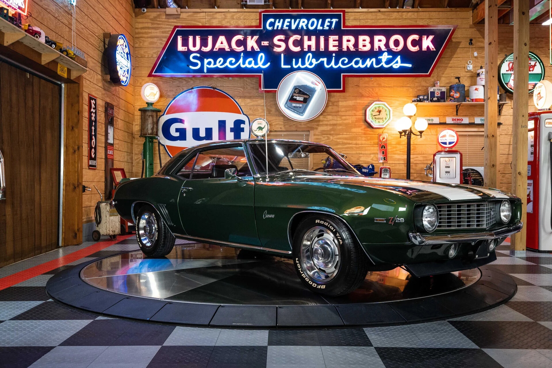 1969 Chevrolet Camaro Z/28 DZ302