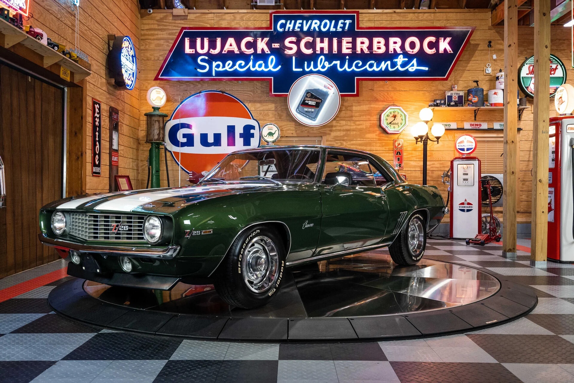 1969 Chevrolet Camaro Z/28 DZ302